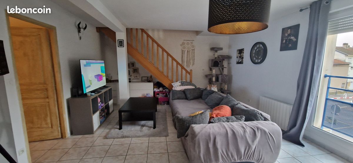 Parking 5 pièces 97 m² · à Ars-sur-Moselle · 97 m² · 830 €