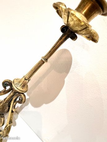 Bougeoir ancien en laiton doré avec caractère chinois (D'occasion) à Morges pour CHF 30 – avec