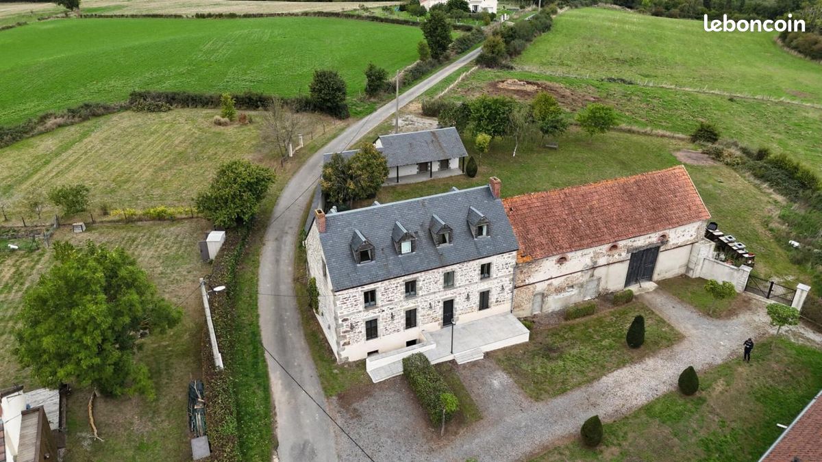 Maison 7 pièces 240 m² · à Sainte-Thérence · 240 m² · 151 200 €