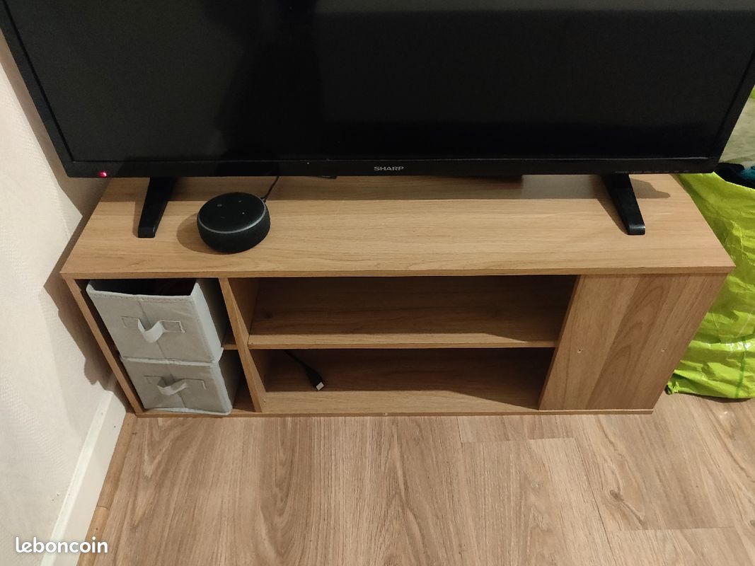 Meuble TV en bois (image 1)