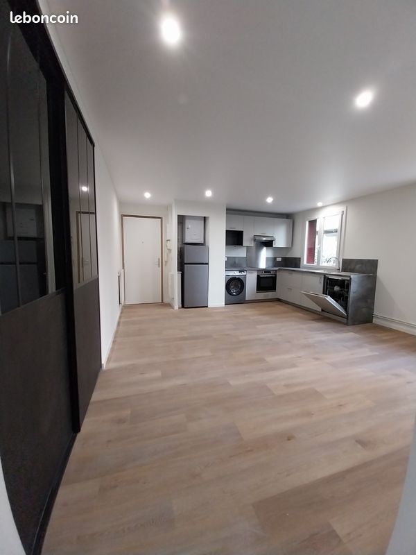 Appartement 3 pièces 50 m² · à Grenoble · 50 m² · 835 €