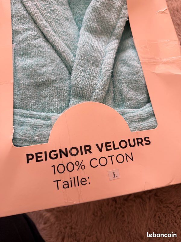 Peignoir de bain velours taille L (image 4)