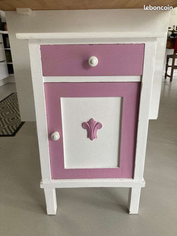 Table de chevet enfant (image 1)