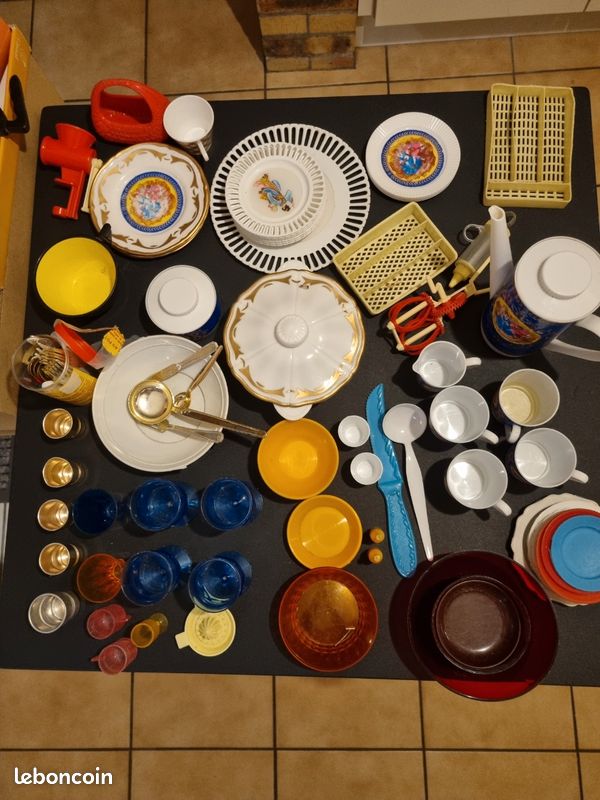 Lot De 18 Assiettes Dinette Gien Jaune – Vintage Années 1930