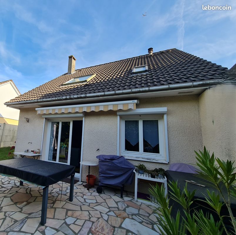 Maison 5 pièces 93 m² · à Montivilliers · 93 m² · 250 000 €