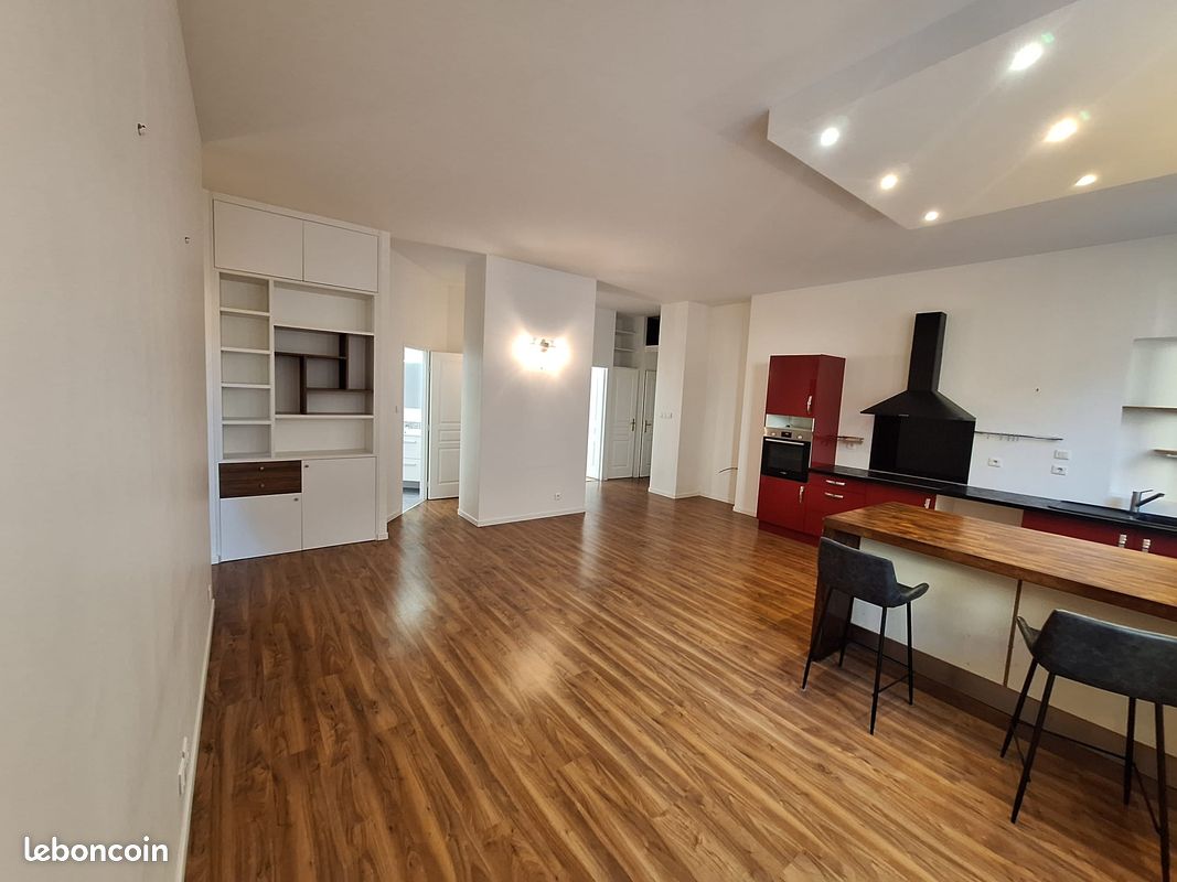 Appartement 3 pièces 76 m² · à Grenoble · 76 m² · 185 000 €
