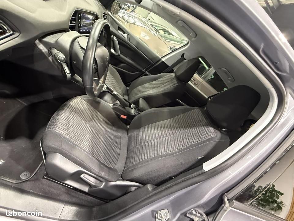 Peugeot 308 1.2 puretech 110 style start-stop (image 47)