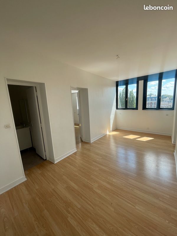 Appartement 3 pièces 59 m² · à Cambrai · 59 m² · 487 €