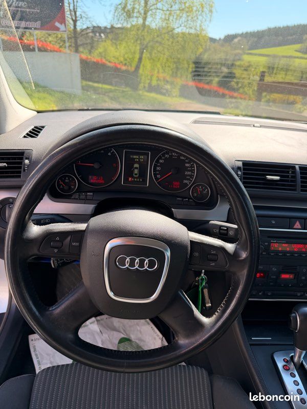 Audi A4 2.0 TDI 140 cv Boîte auto automatique (image 3)
