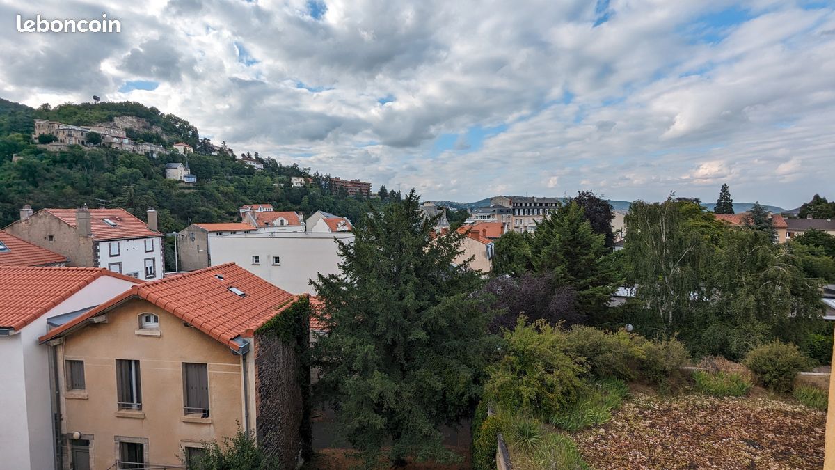 Appartement 1 pièce 23 m² · à Royat · 23 m² · 520 €
