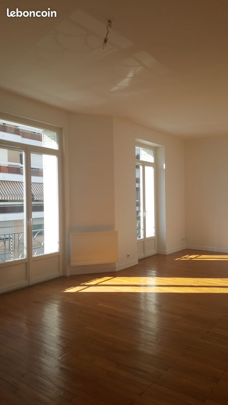 Appartement 5 pièces 100 m² · à Aix-les-Bains · 100 m² · 1 390 €/mois