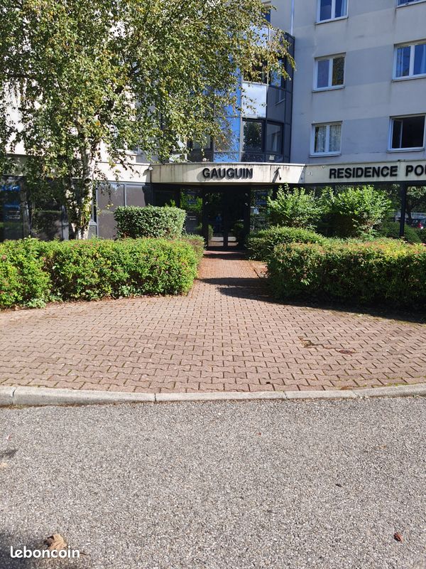 KB meublés. Studio sur le campus Grenoble. Parking gratuit et disponible (image 5)