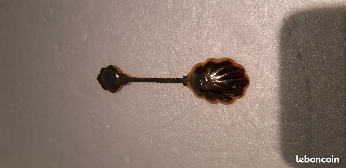 Petite cuillere de collection Winchester cathedral (image 3)