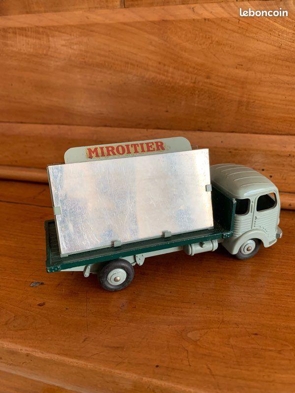 Dinky Toys Simca Cargo Saint Gobain Miroitier 1/43 - TBE