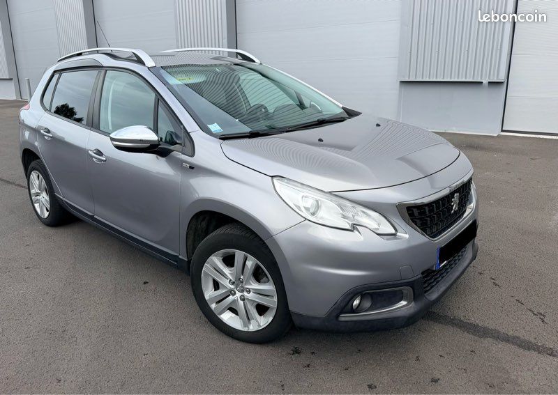 PEUGEOT 2008 1.6 b-Hdi 100 ch STYLE (image 1)