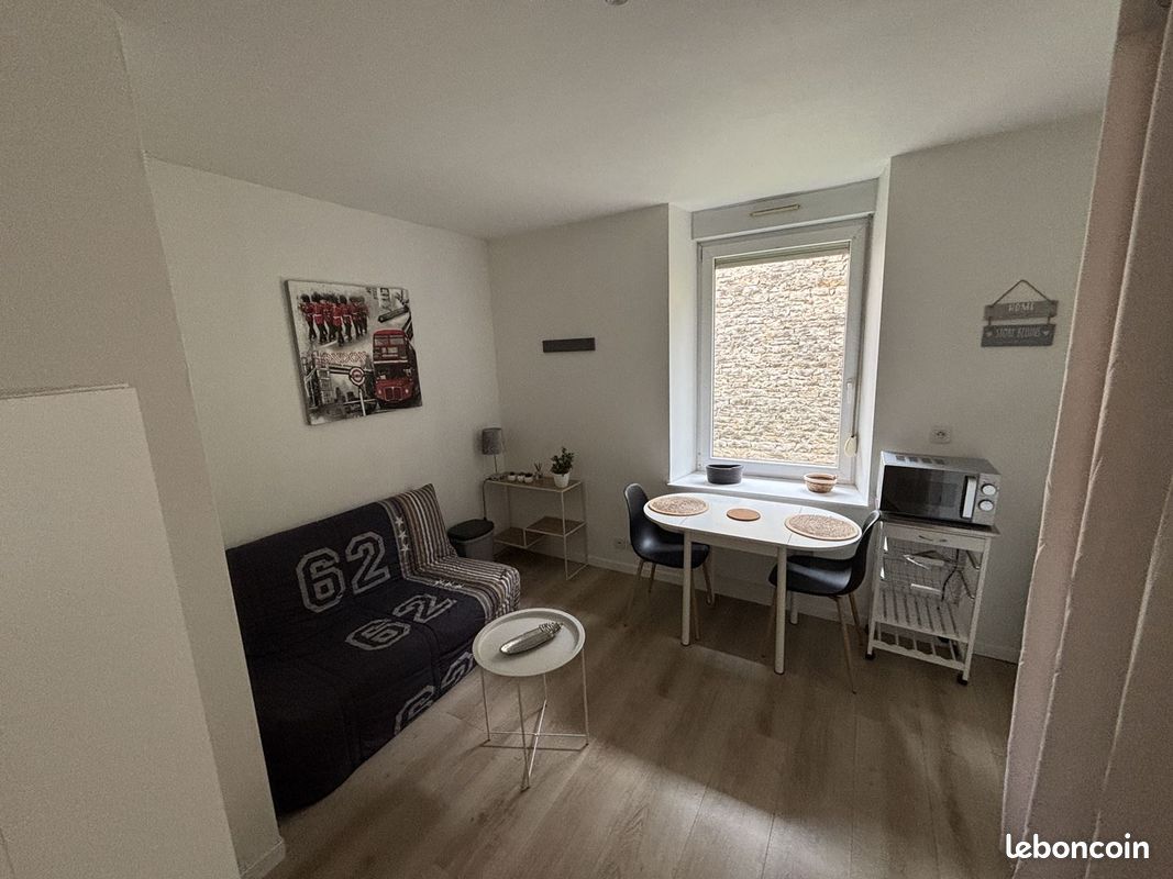 Appartement 1 pièce 15 m² · à Vesoul · 15 m² · 312 €