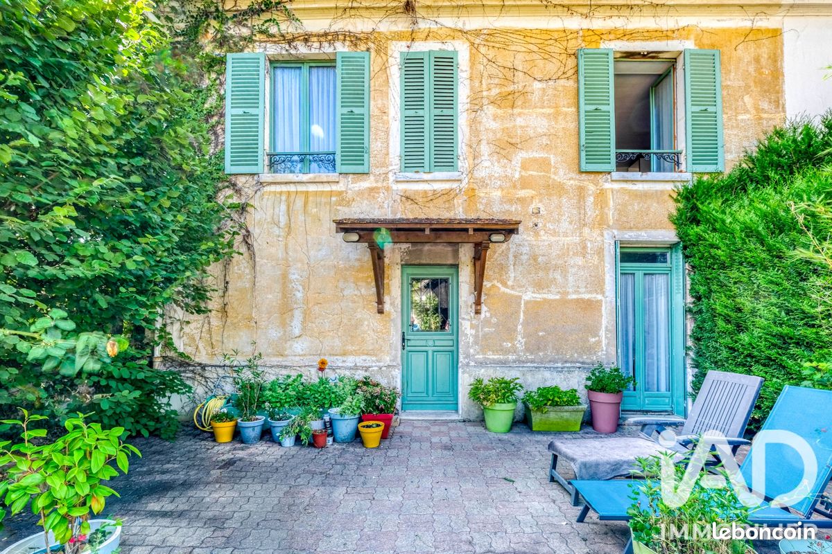 Maison 4 pièces 90 m² · à Ussy-sur-Marne · 90 m² · 220 000 €