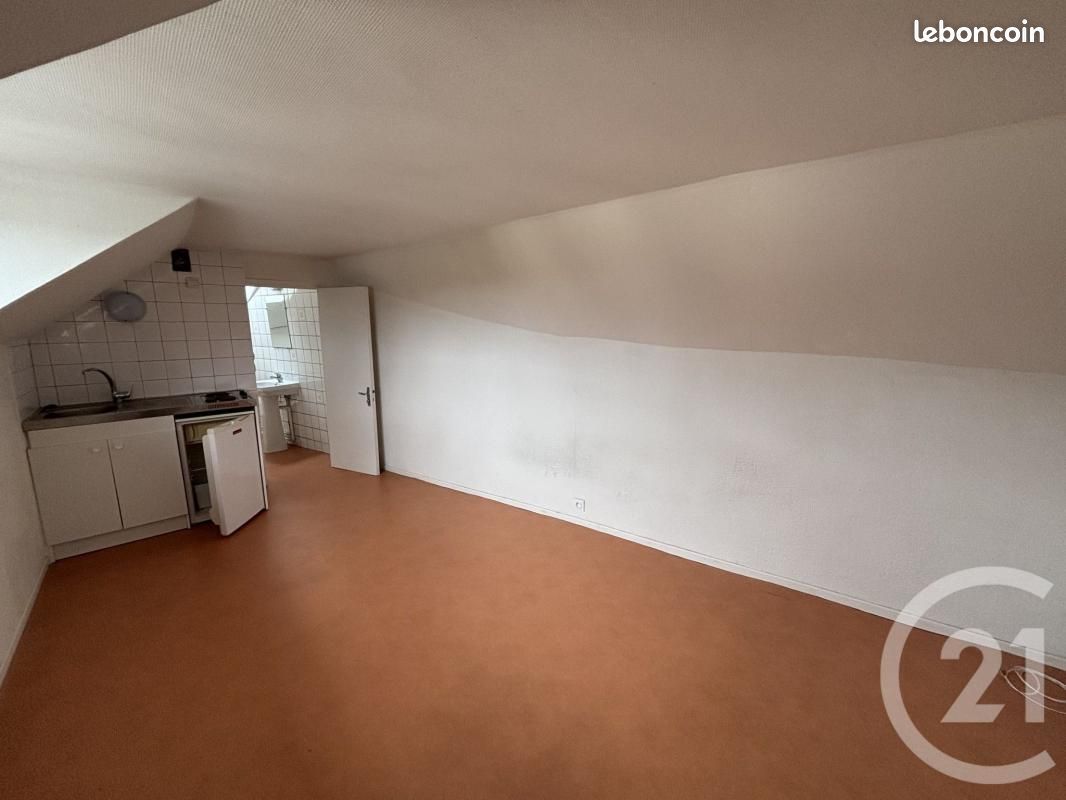 Appartement 1 pièce 13 m² · à Alençon · 13 m² · 220 €