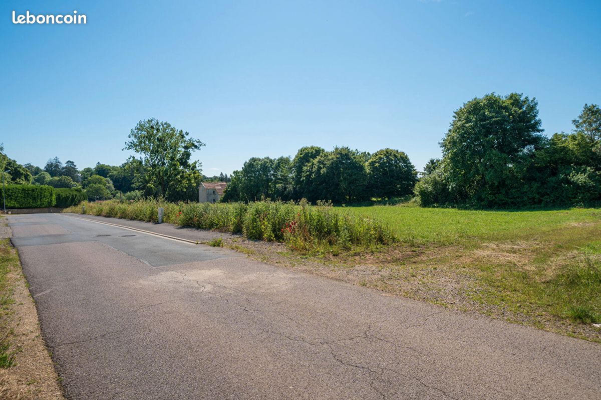 Terrain 600 m² · à Val de Briey · 600 m² · 102 000 €