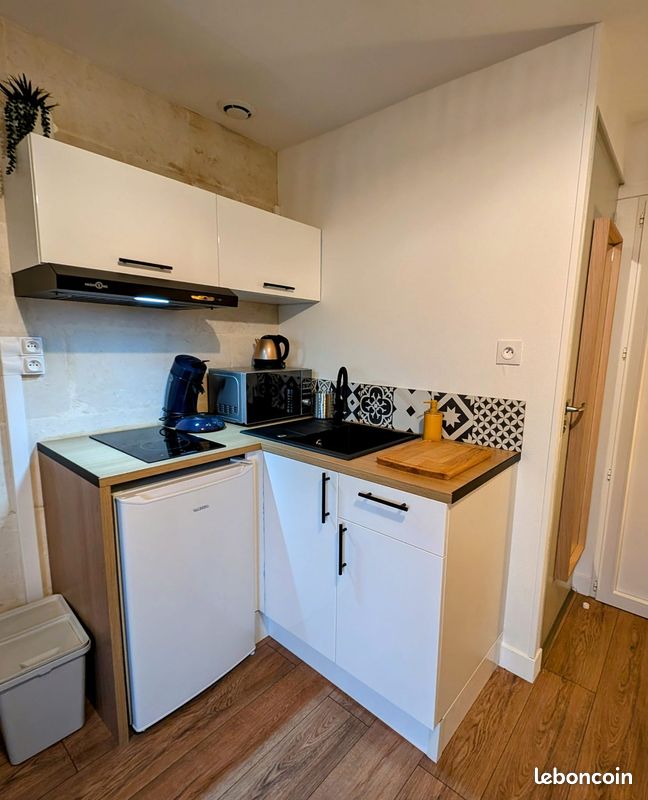 Appartement 1 pièce 16 m² · à Niort · 16,2 m² · 510 €