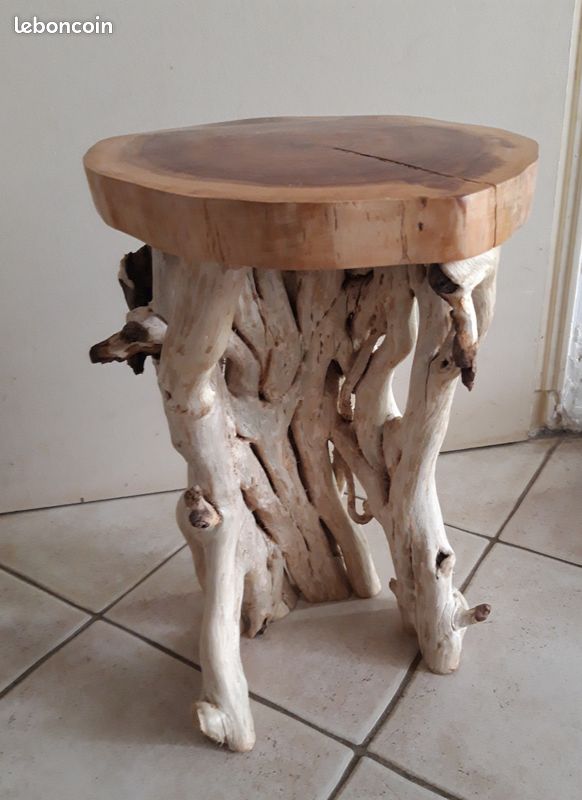 Bout de canapé tout bois (image 1)
