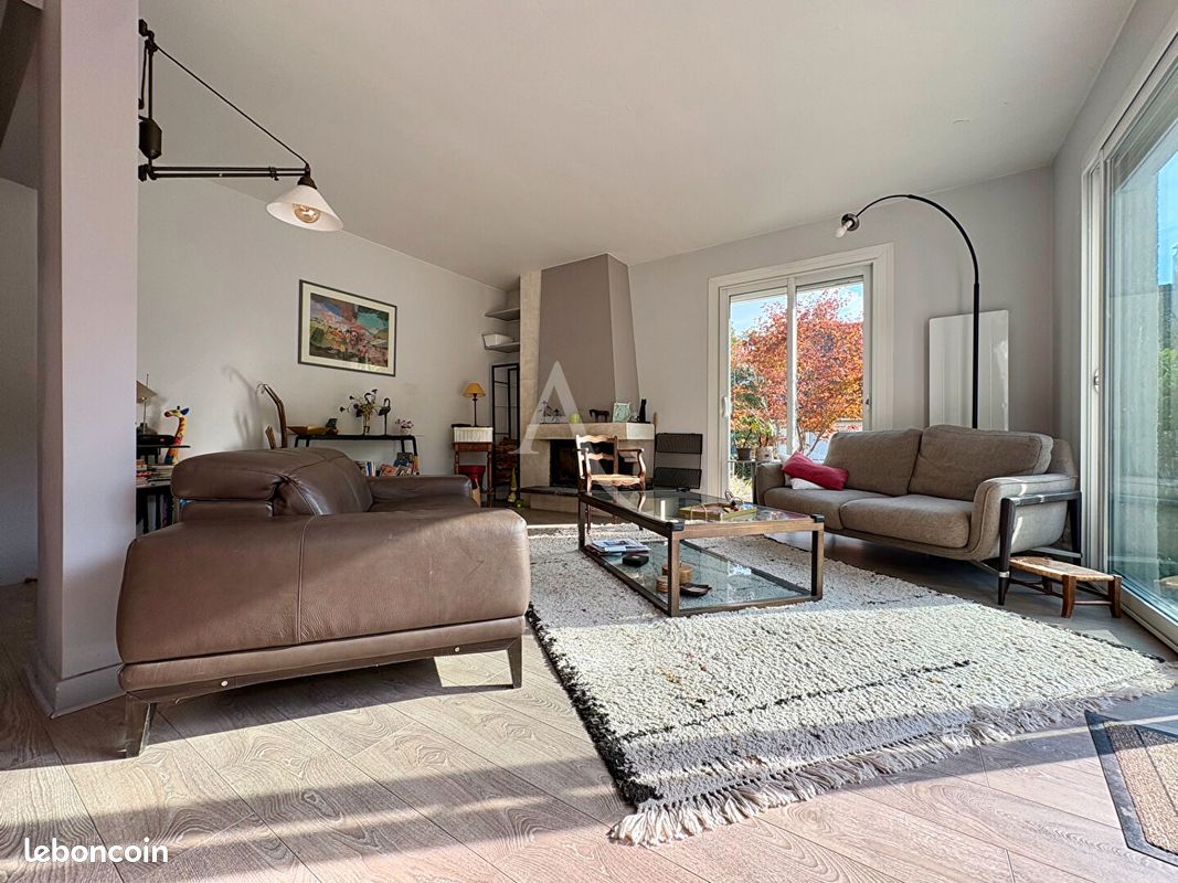 Maison 7 pièces 130 m² · à Gif-sur-Yvette · 130 m² · 618 800 €