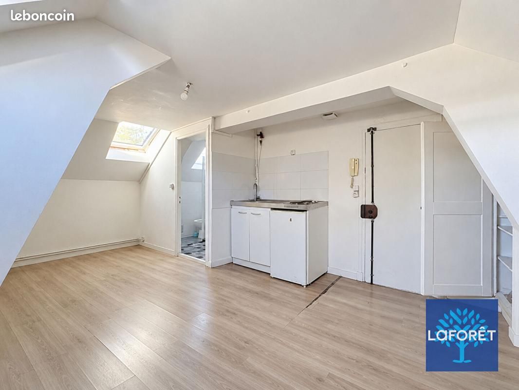 Appartement 1 pièce 16 m² · à Longjumeau · 16 m² · 590 €/mois