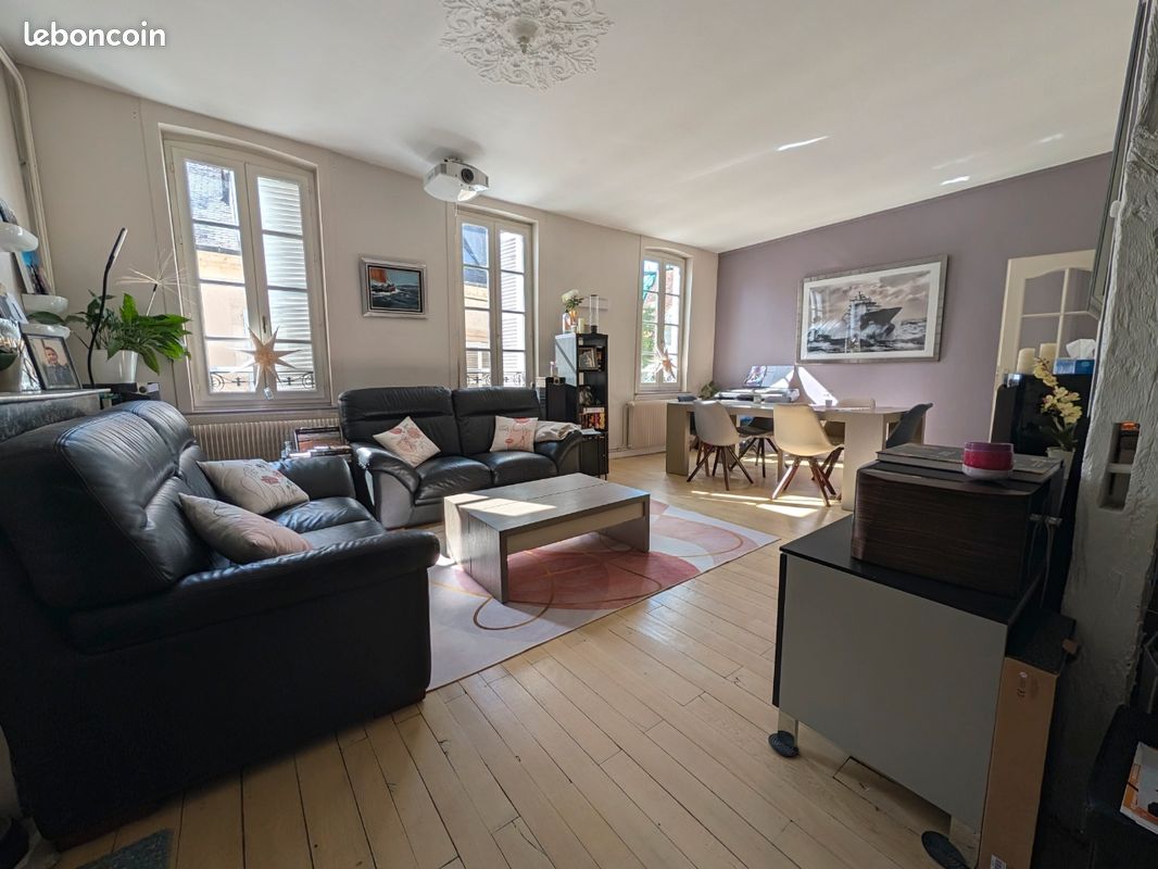 Appartement 5 pièces 180 m² · à Bourges · 180 m² · 350 000 €