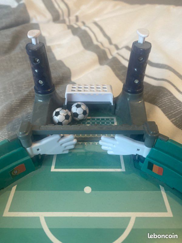 Jeu de foot sur table (image 5)