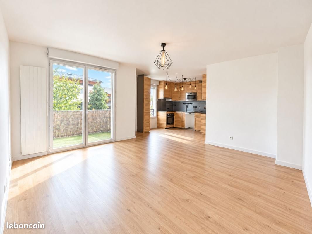 Appartement 3 pièces 61 m² · à Bussy-Saint-Georges · 61 m² · 1 250 €/mois