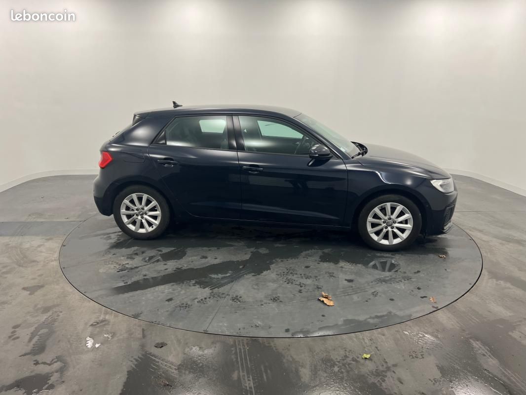 Audi A1 sportback 30 TFSI 116 ch S tronic 7 Design Luxe (image 6)