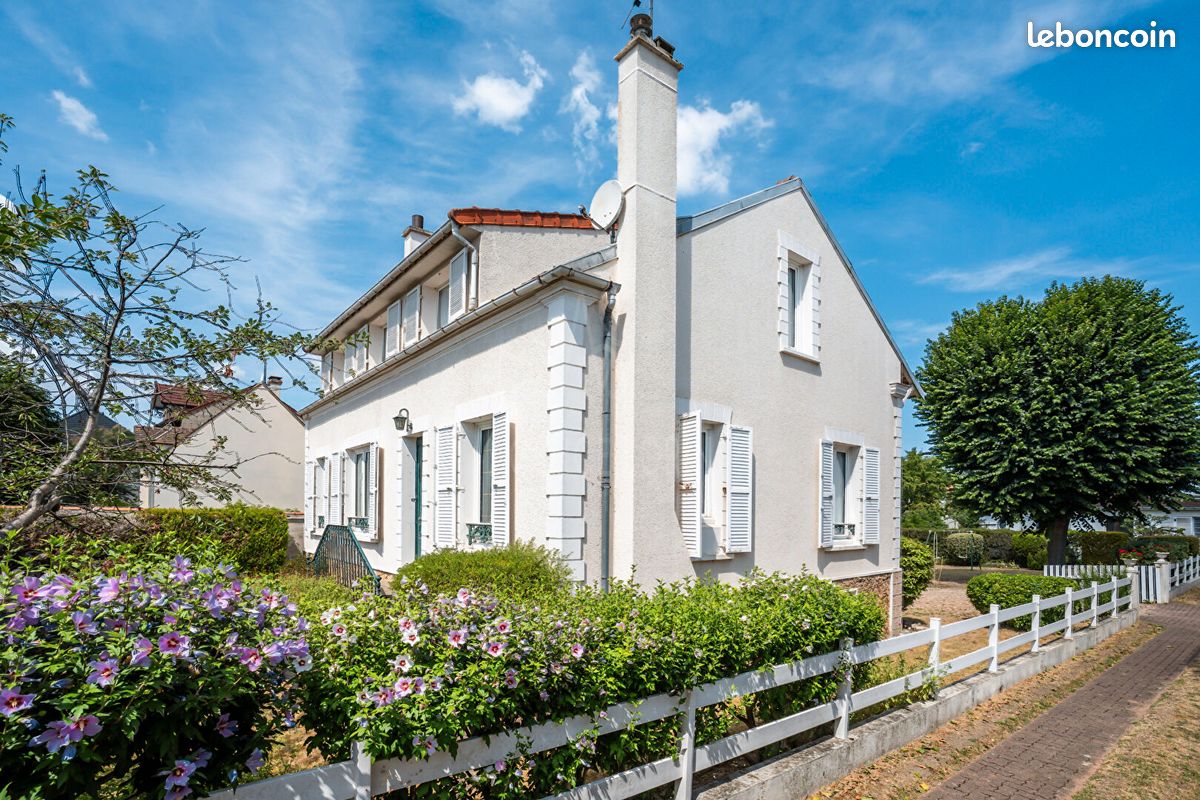 Maison 8 pièces 163 m² · à Montesson · 163 m² · 787 000 €