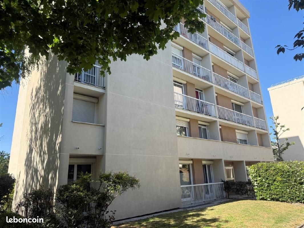 Appartement 2 pièces 53 m² · à Taverny · 53 m² · 159 500 €