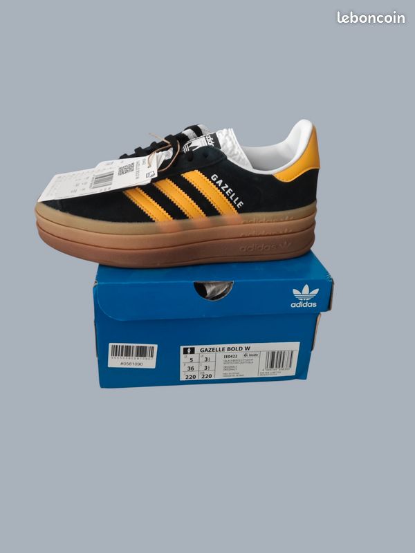 adidas gazelle silver green womens adidas ORIGINALS Gazelle Bold Trainers