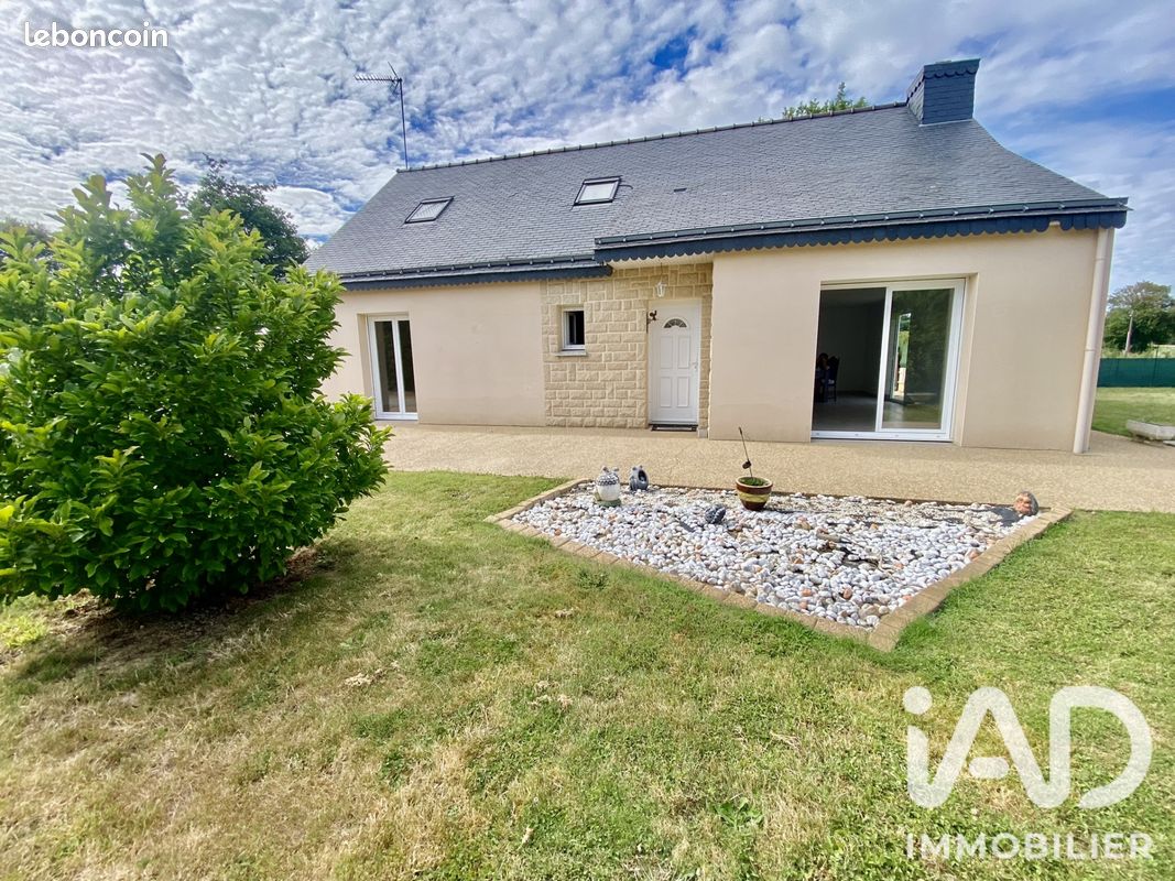 Maison 6 pièces 146 m² · à Forges de Lanouée · 146 m² · 213 000 €