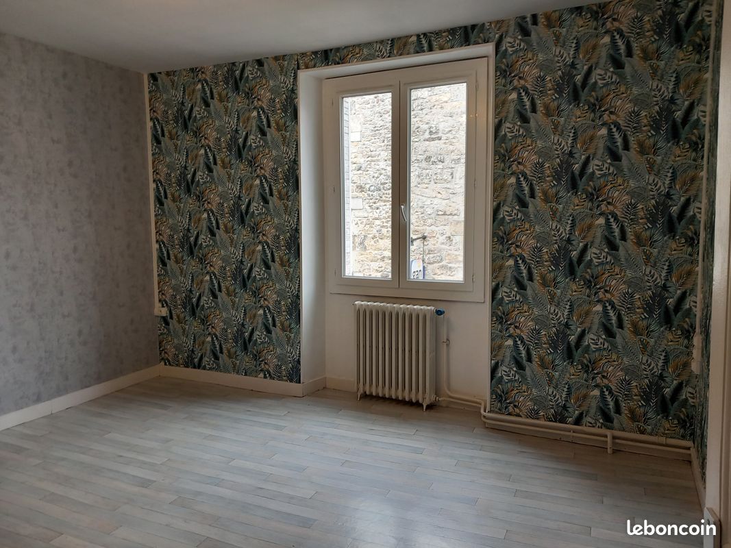 Immeuble 135 m² Ruffec (image 3)