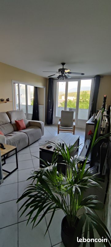Appartement 3 pièces 67 m² · à Le Pont-de-Claix · 67 m² · 125 000 €