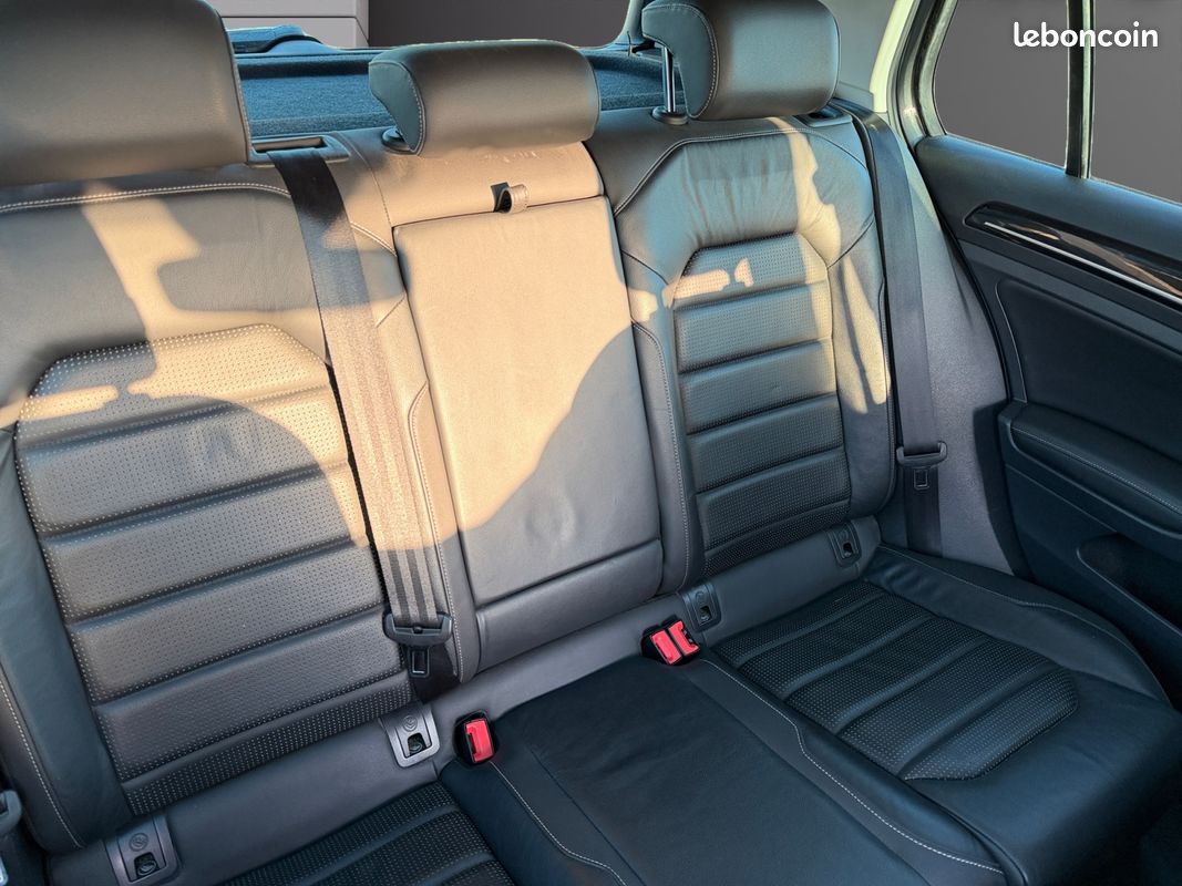VOLKSWAGEN GOLF VII (2) 1.5 TSI EVO 150CH CARAT EXCLUSIVE DSG7 5P CarPlay Caméra de recul Sièges chauffants Garantie 12 mois (image 11)