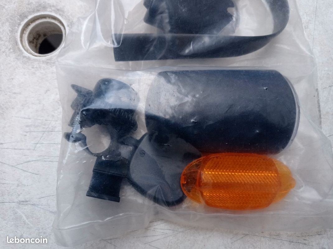 Pack complet vélo lumières , sonette , catadioptres neuf (image 3)