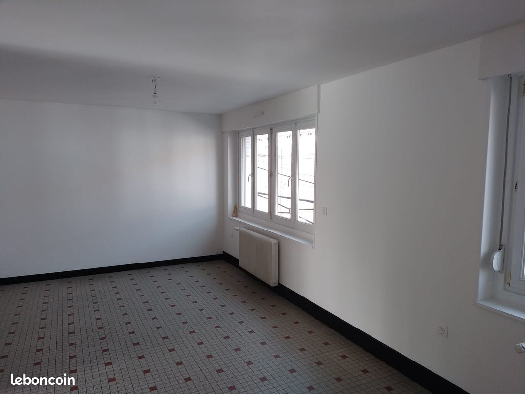 Appartement 3 pièces 70 m² · à Hénin-Beaumont · 70 m² · 660 €/mois