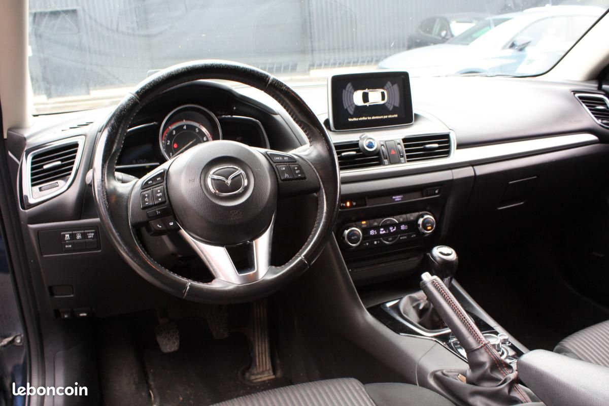 Mazda 3 III 2.2 150 Dynamique 5p (image 24)
