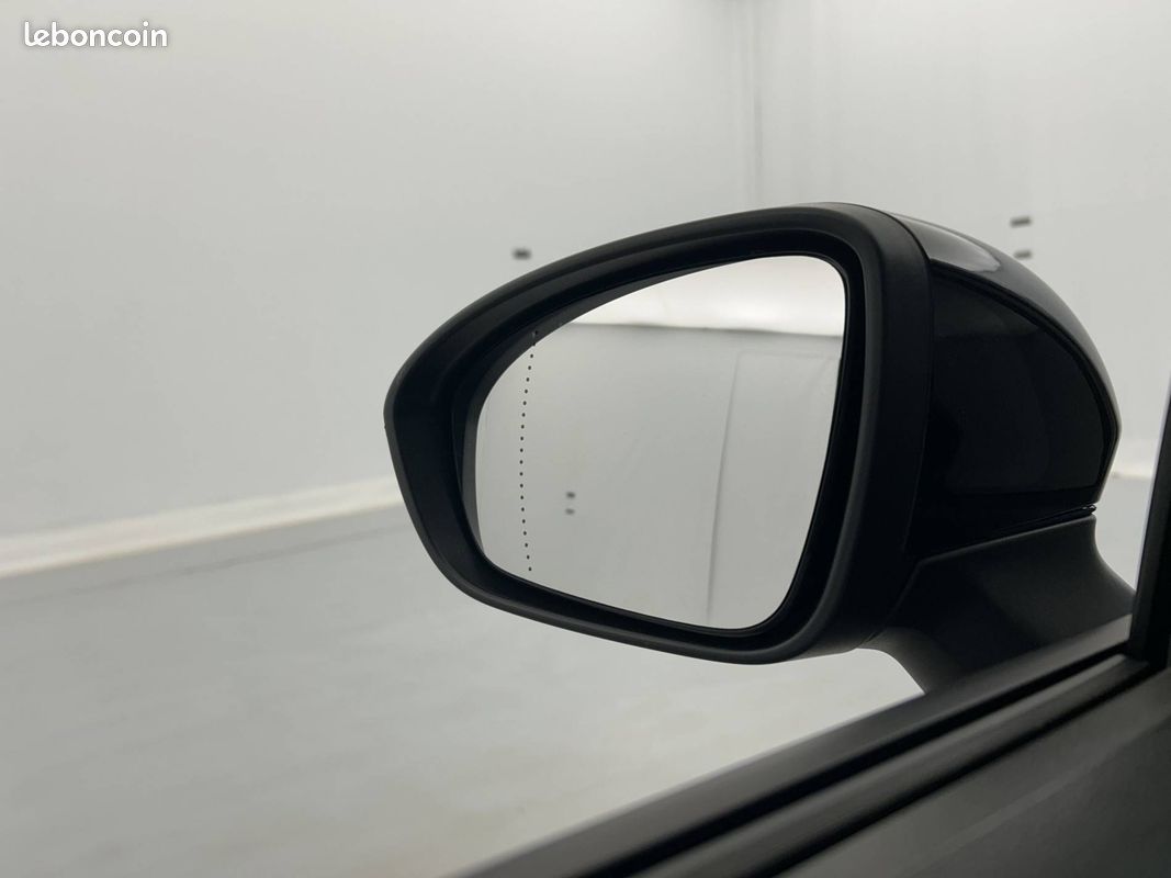 RENAULT Clio TCe 90 - 21 Limited (image 30)