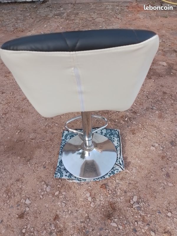 Chaise bar ou coiffure (image 2)