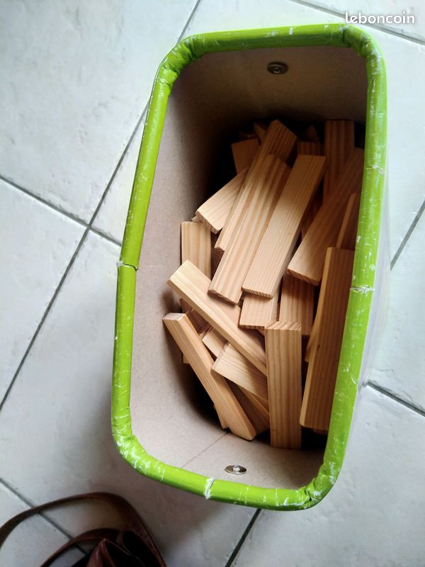 Jeu d'éveil en bois (image 4)
