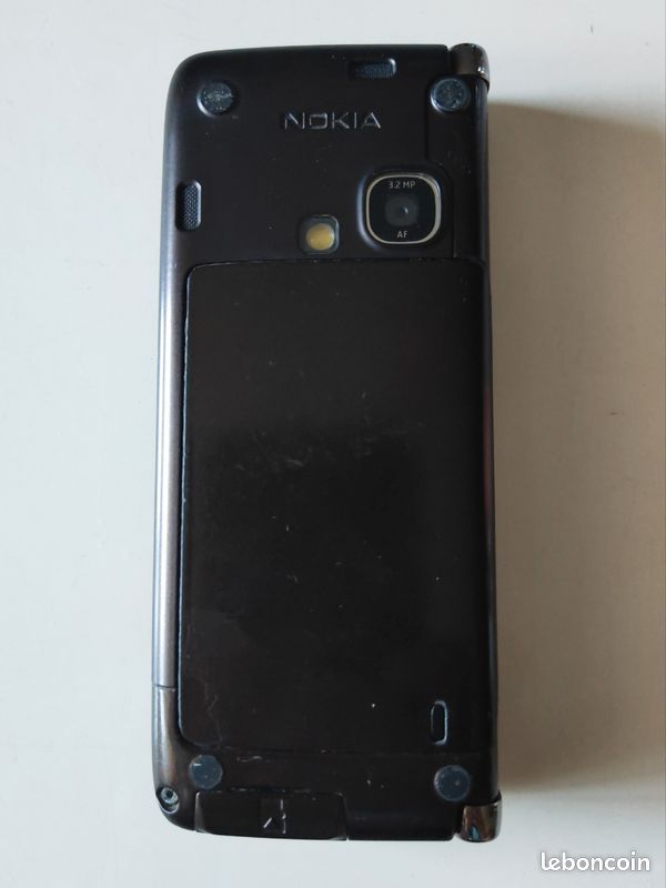 Nokia E90 (image 2)