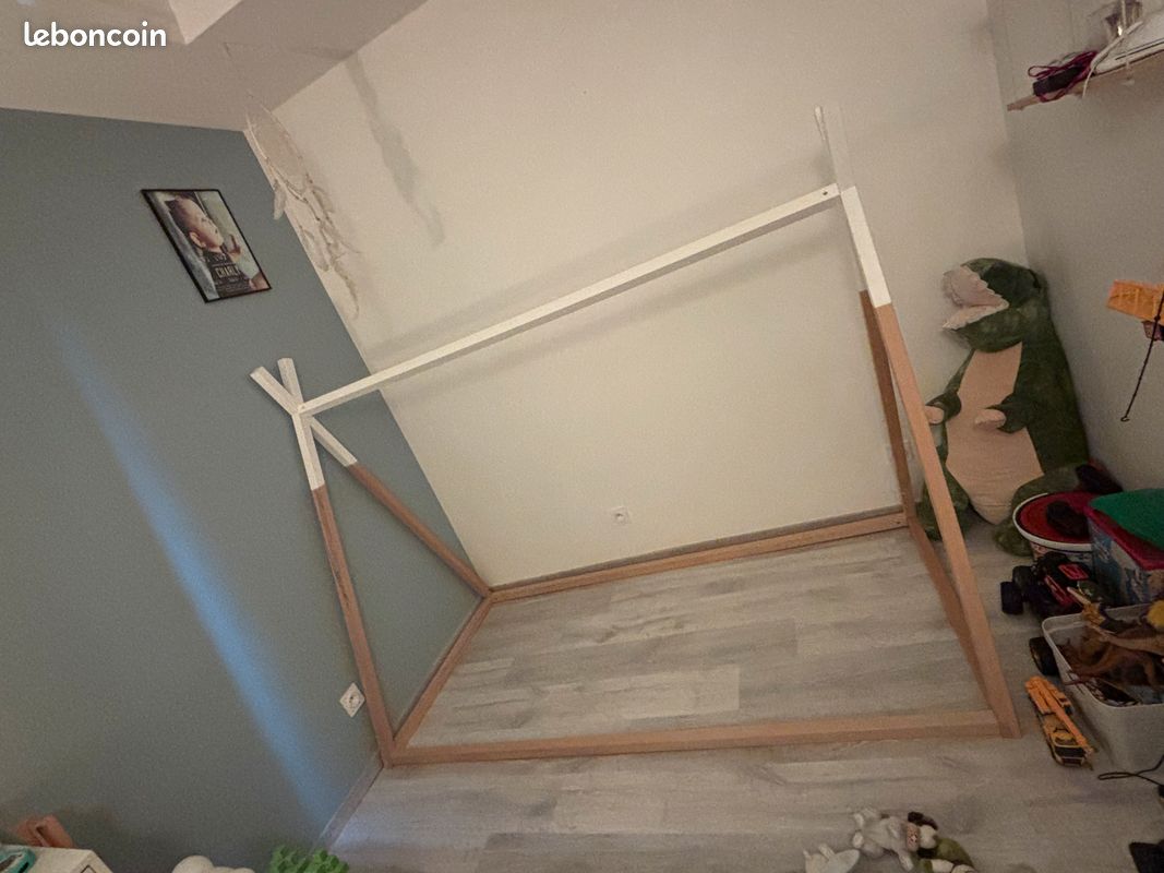 Encadrement de lit cabane en bois (image 1)