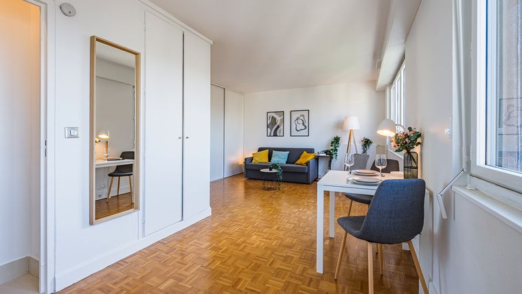 Appartement 1 pièce(s) 31 m²à louer Paris-15e-arrondissement