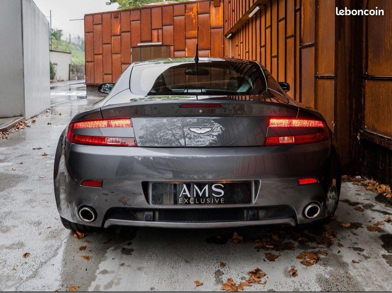 Aston Martin Vantage V8 / Boîte Manuelle / Embrayage Remplacé / Historique Complet (image 2)