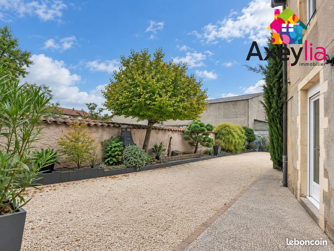 Maison 6 pièces 134 m² · à Charlieu · 134 m² · 215 000 €