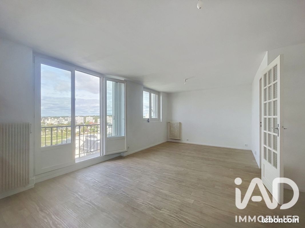 Appartement 3 pièces 73 m² · à La Riche · 73 m² · 165 000 €
